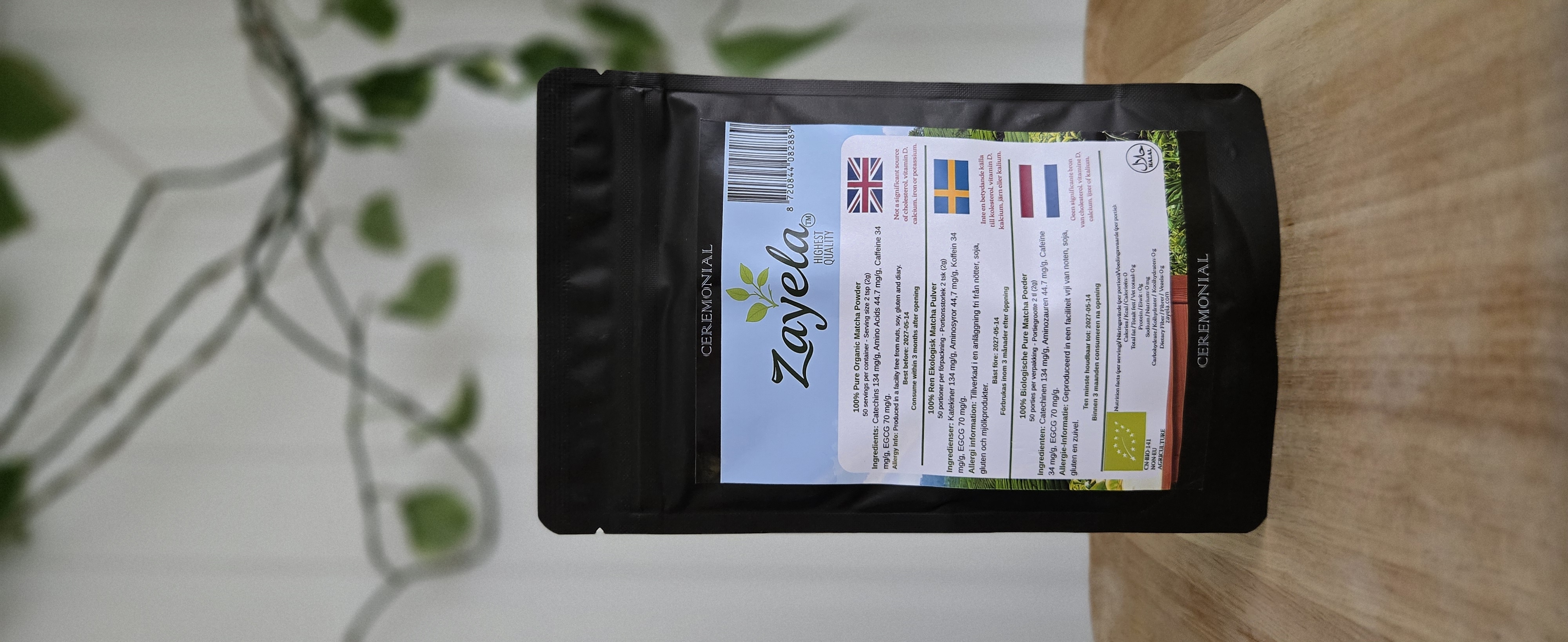 Preparing Zayela matcha